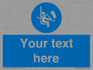 Custom Mandatory: Open safety bar of chairlift